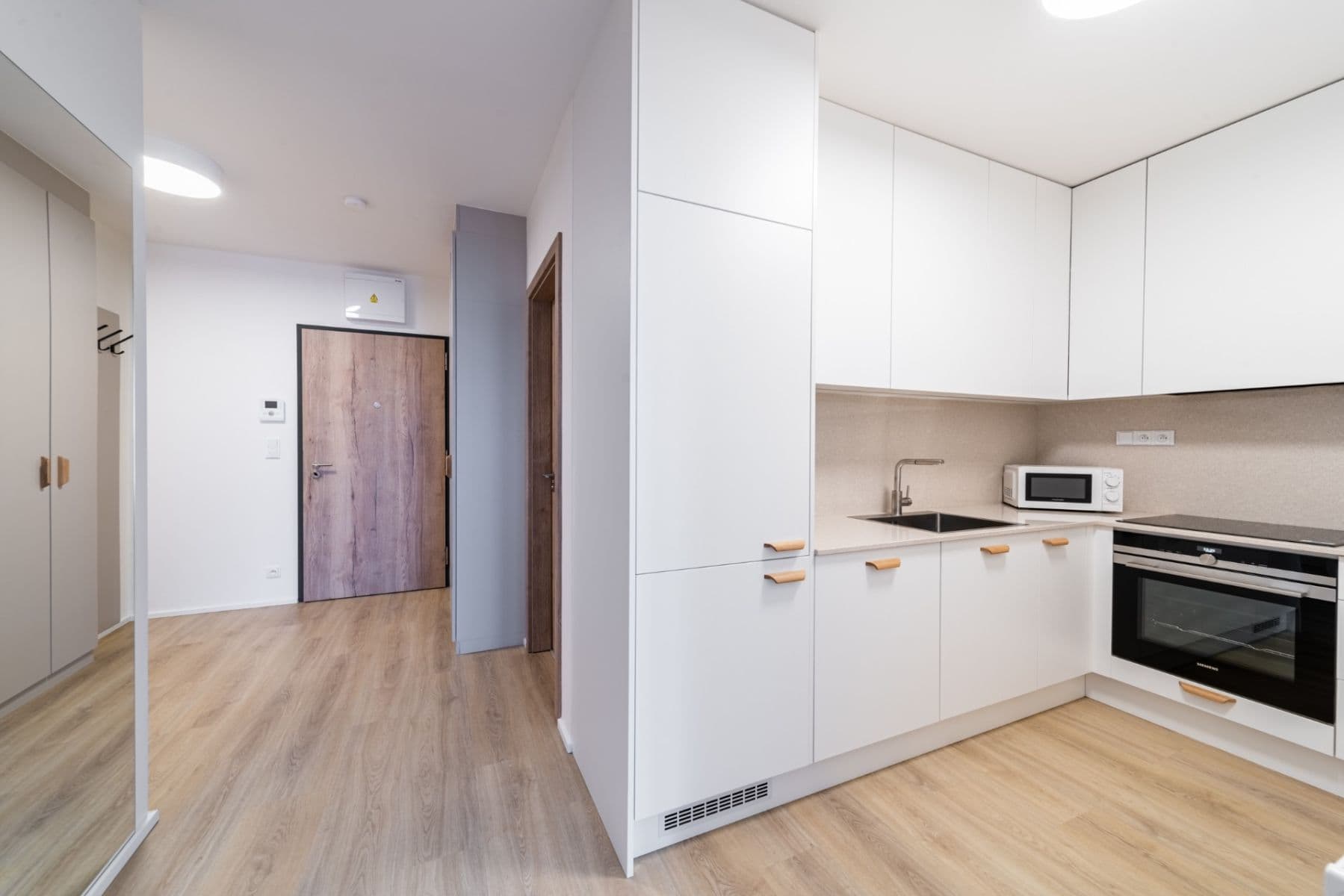 2 bedroom flat to rent, 50 m², U Pergamenky, Prague, Prague 2 bedroom flat to rent, 50 m², U Pergamenky, Prague, Prague