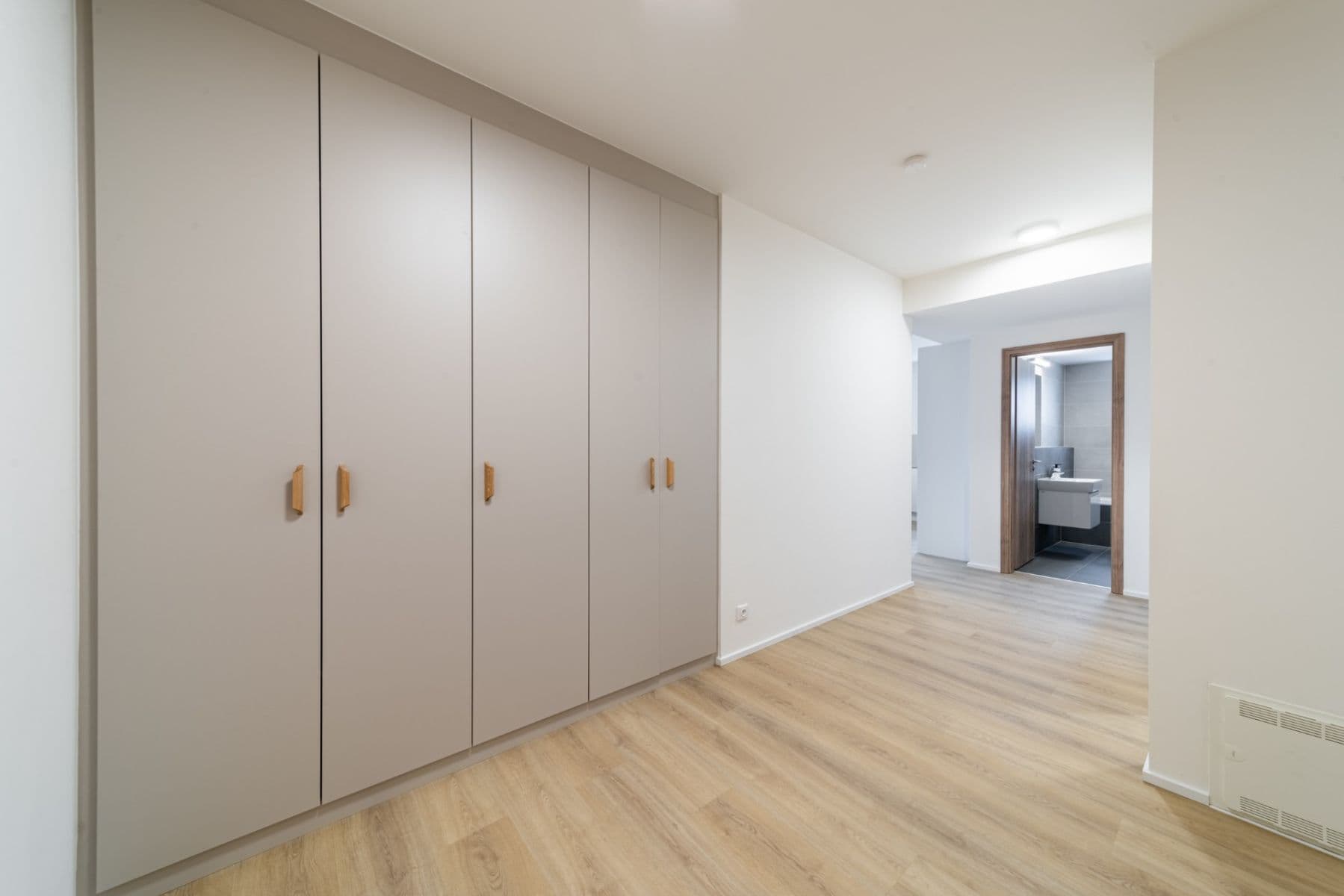 2 bedroom flat to rent, 50 m², U Pergamenky, Prague, Prague 2 bedroom flat to rent, 50 m², U Pergamenky, Prague, Prague