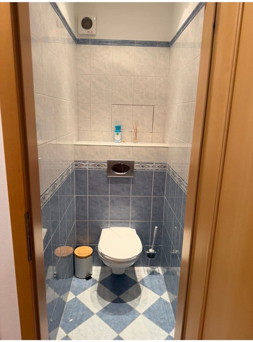 1 bedroom with open-plan kitchen flat to rent, 44 m², Na Rovnosti, Prague, Prague 1 bedroom with open-plan kitchen flat to rent, 44 m², Na Rovnosti, Prague, Prague
