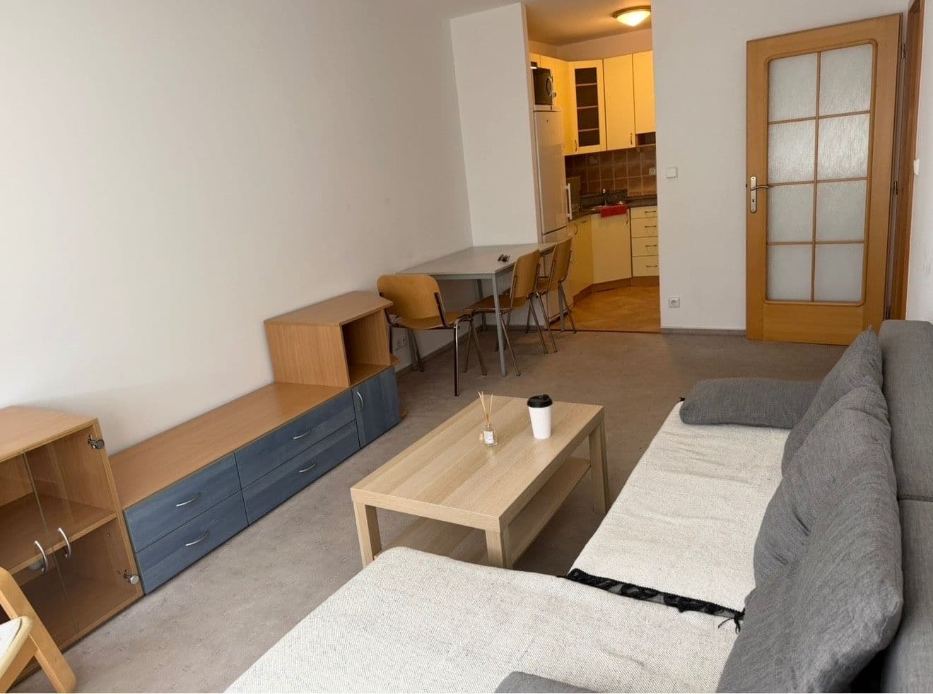 1 bedroom with open-plan kitchen flat to rent, 44 m², Na Rovnosti, Prague, Prague 1 bedroom with open-plan kitchen flat to rent, 44 m², Na Rovnosti, Prague, Prague
