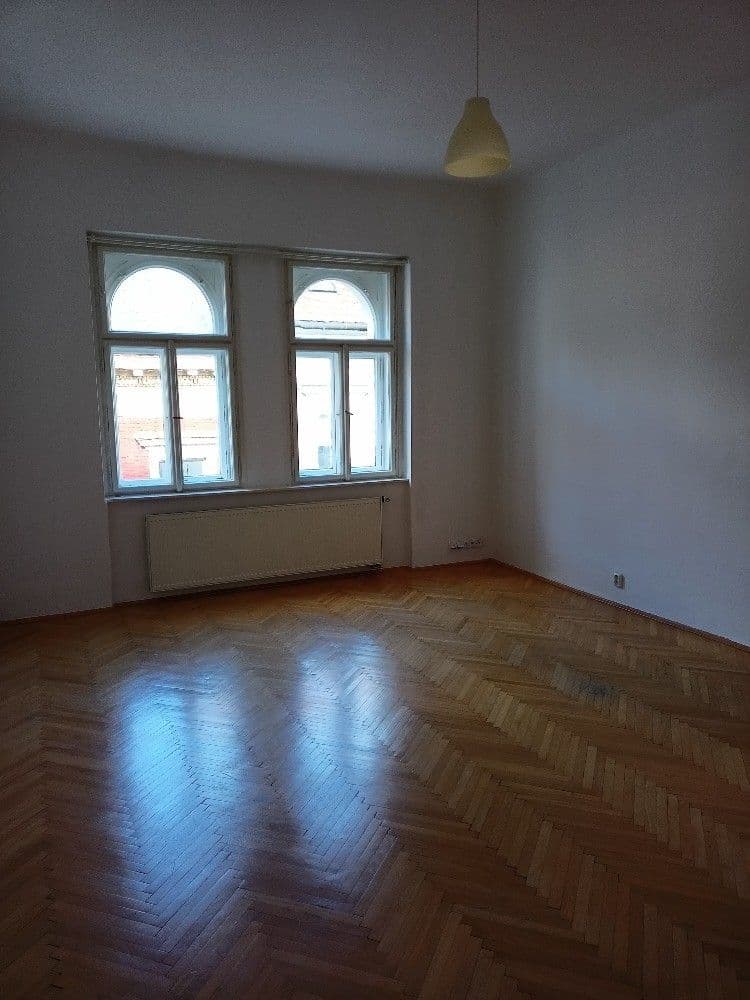 4 bedroom flat to rent, 137 m², Křemencova, Prague, Prague 4 bedroom flat to rent, 137 m², Křemencova, Prague, Prague