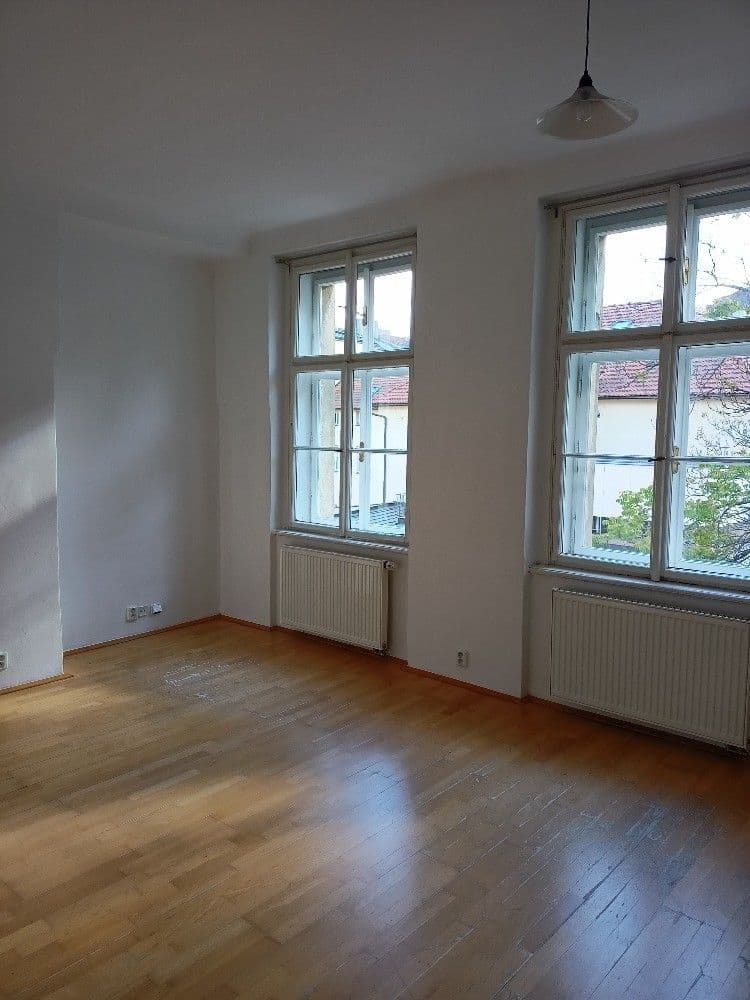 4 bedroom flat to rent, 137 m², Křemencova, Prague, Prague 4 bedroom flat to rent, 137 m², Křemencova, Prague, Prague