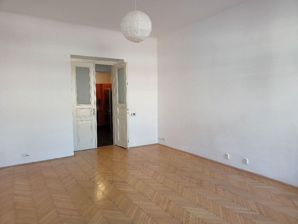 4 bedroom flat to rent, 137 m², Křemencova, Prague, Prague 4 bedroom flat to rent, 137 m², Křemencova, Prague, Prague