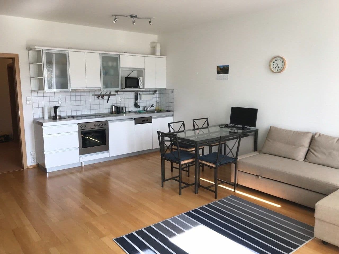 1 bedroom with open-plan kitchen flat to rent, 56 m², Muškova, Prague, Prague 1 bedroom with open-plan kitchen flat to rent, 56 m², Muškova, Prague, Prague