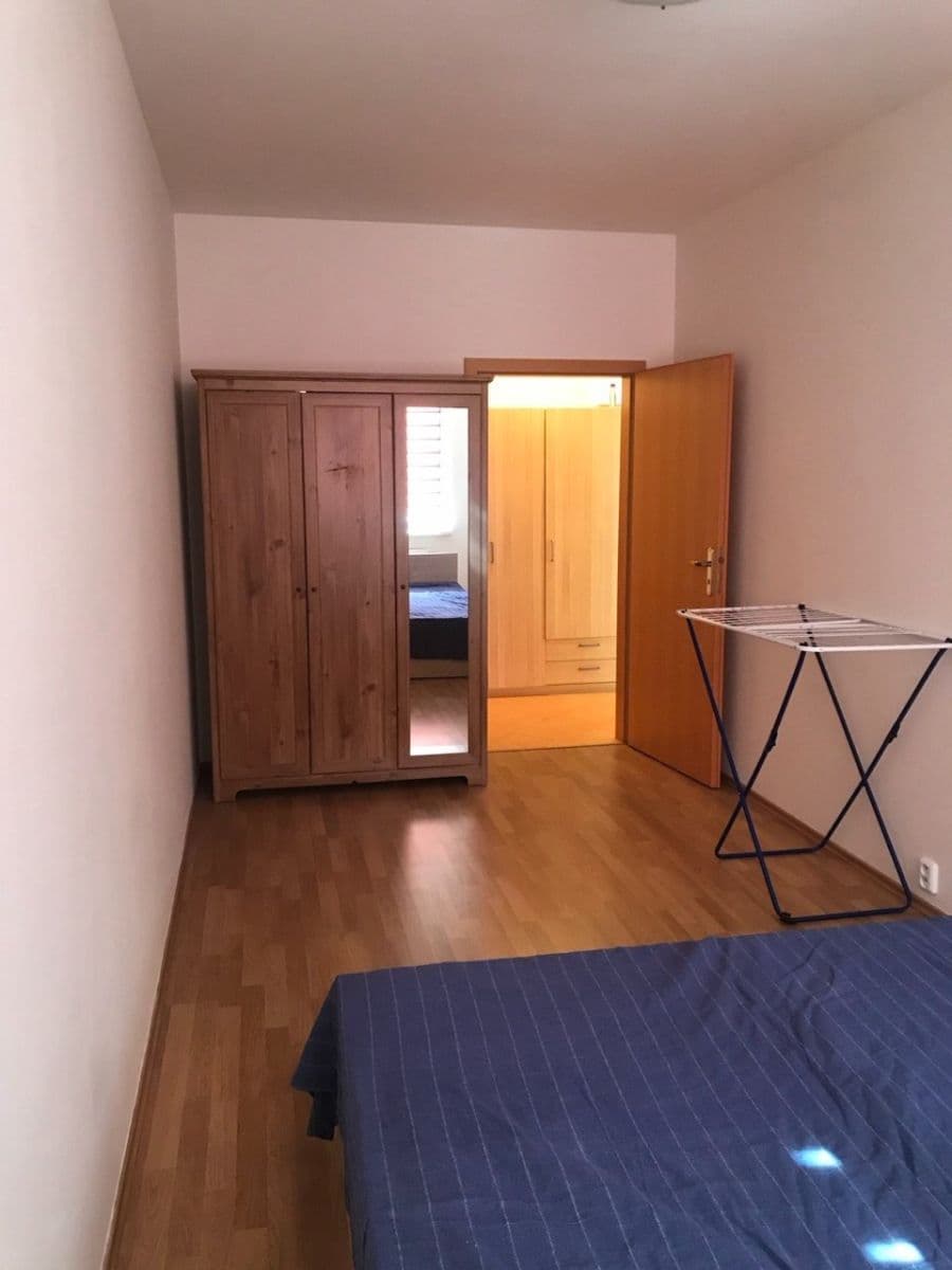 1 bedroom with open-plan kitchen flat to rent, 56 m², Muškova, Prague, Prague 1 bedroom with open-plan kitchen flat to rent, 56 m², Muškova, Prague, Prague