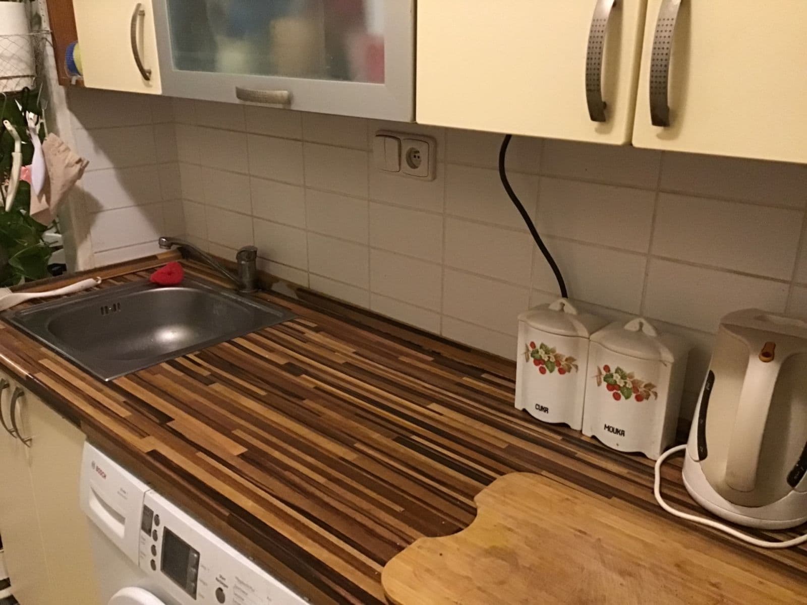 1 bedroom with open-plan kitchen flat to rent, 15 m², Choceradská, Prague, Prague 1 bedroom with open-plan kitchen flat to rent, 15 m², Choceradská, Prague, Prague