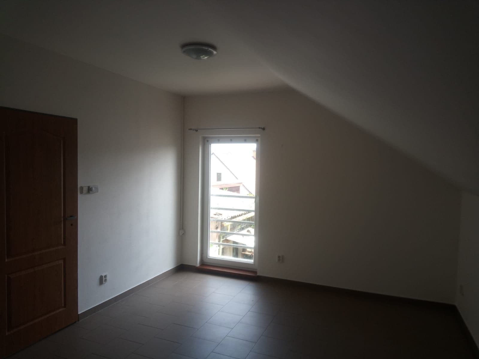 1 bedroom flat to rent, 45 m², tř. Čs. odboje, Chrást, Plzeňský Region 1 bedroom flat to rent, 45 m², tř. Čs. odboje, Chrást, Plzeňský Region