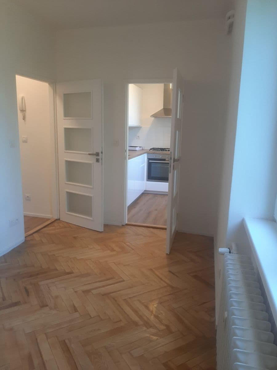 1 bedroom flat to rent, 43 m², Na Petřinách, Prague, Prague 1 bedroom flat to rent, 43 m², Na Petřinách, Prague, Prague