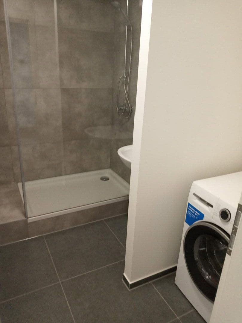 1 bedroom with open-plan kitchen flat to rent, 66 m², Hochheim, Hesse 1 bedroom with open-plan kitchen flat to rent, 66 m², Hochheim, Hesse