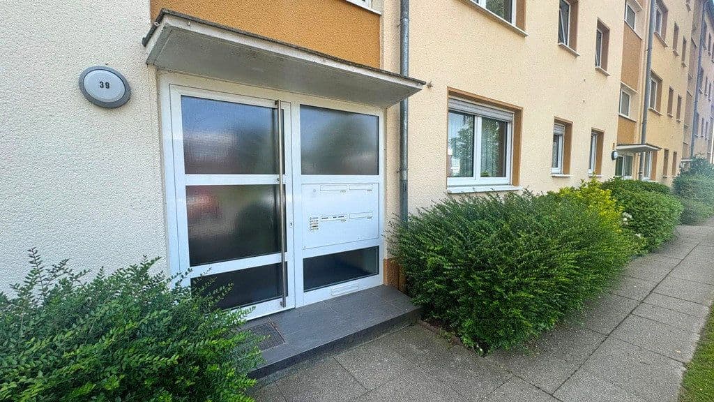 4 bedroom flat for sale, 94 m², Niederdonker Straße 39, Düsseldorf, North Rhine-Westphalia 4 bedroom flat for sale, 94 m², Niederdonker Straße 39, Düsseldorf, North Rhine-Westphalia