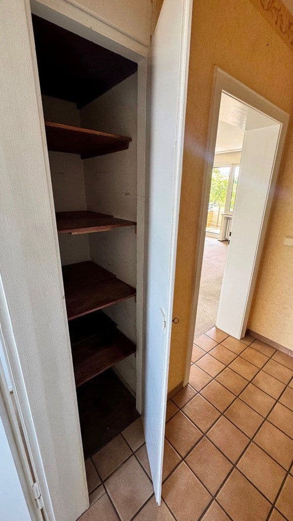 4 bedroom flat for sale, 94 m², Niederdonker Straße 39, Düsseldorf, North Rhine-Westphalia 4 bedroom flat for sale, 94 m², Niederdonker Straße 39, Düsseldorf, North Rhine-Westphalia