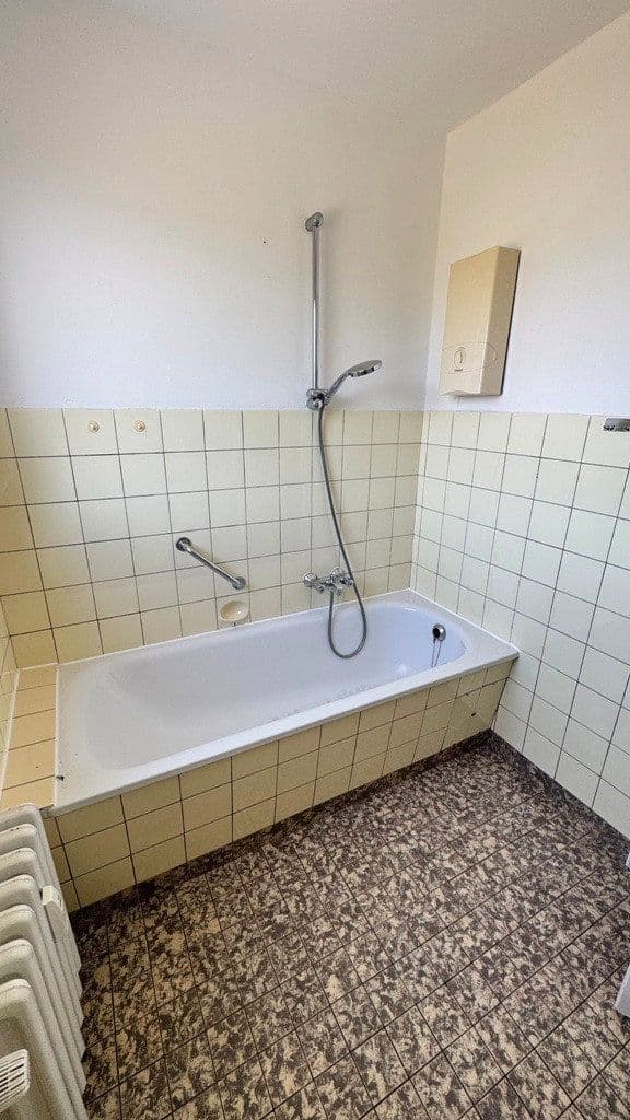 4 bedroom flat for sale, 94 m², Niederdonker Straße 39, Düsseldorf, North Rhine-Westphalia 4 bedroom flat for sale, 94 m², Niederdonker Straße 39, Düsseldorf, North Rhine-Westphalia