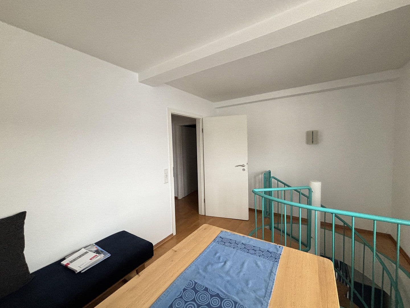 4 bedroom with open-plan kitchen flat to rent, 185 m², Wolf-Hirth-Straße 10, Esslingen am Neckar, Baden-Württemberg 4 bedroom with open-plan kitchen flat to rent, 185 m², Wolf-Hirth-Straße 10, Esslingen am Neckar, Baden-Württemberg