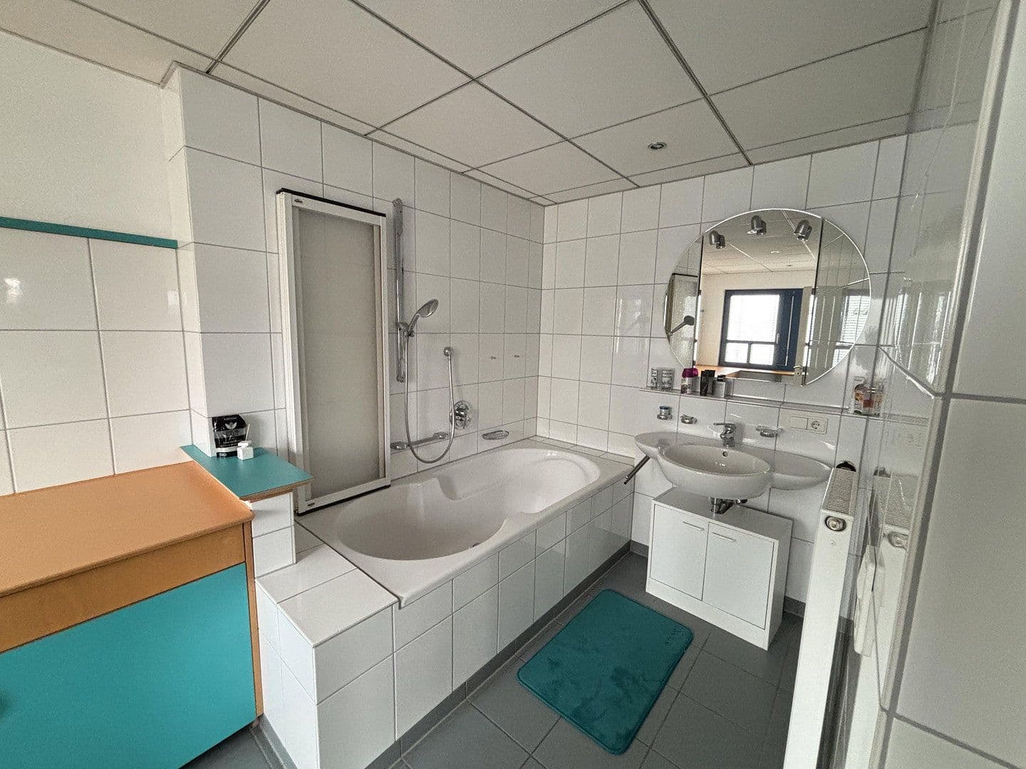 4 bedroom with open-plan kitchen flat to rent, 185 m², Wolf-Hirth-Straße 10, Esslingen am Neckar, Baden-Württemberg 4 bedroom with open-plan kitchen flat to rent, 185 m², Wolf-Hirth-Straße 10, Esslingen am Neckar, Baden-Württemberg