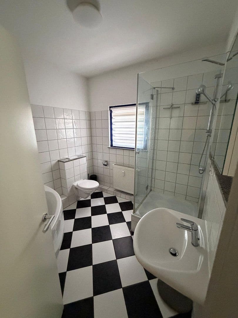 3 bedroom flat to rent, 93 m², Schulstraße 43a, Hattersheim am Main, Hesse 3 bedroom flat to rent, 93 m², Schulstraße 43a, Hattersheim am Main, Hesse