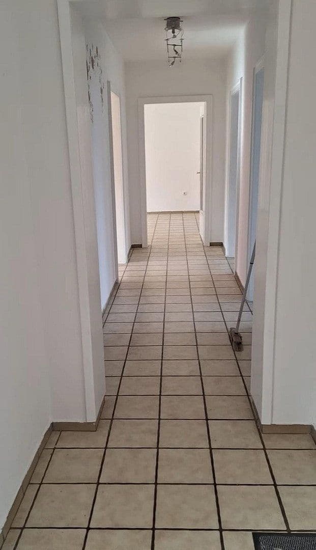 4 bedroom flat to rent, 107 m², Olper Straße 29, Eslohe, North Rhine-Westphalia 4 bedroom flat to rent, 107 m², Olper Straße 29, Eslohe, North Rhine-Westphalia