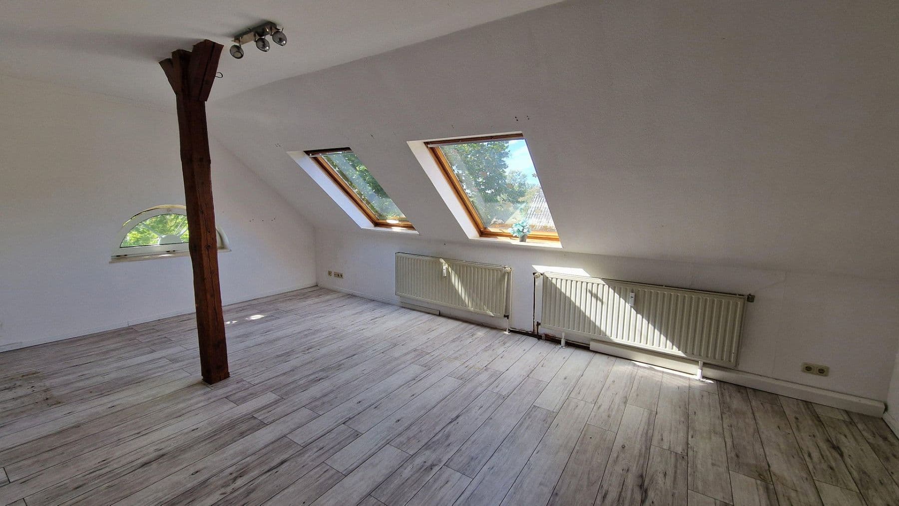 house for sale, 725 m², Porta Westfalica, North Rhine-Westphalia house for sale, 725 m², Porta Westfalica, North Rhine-Westphalia