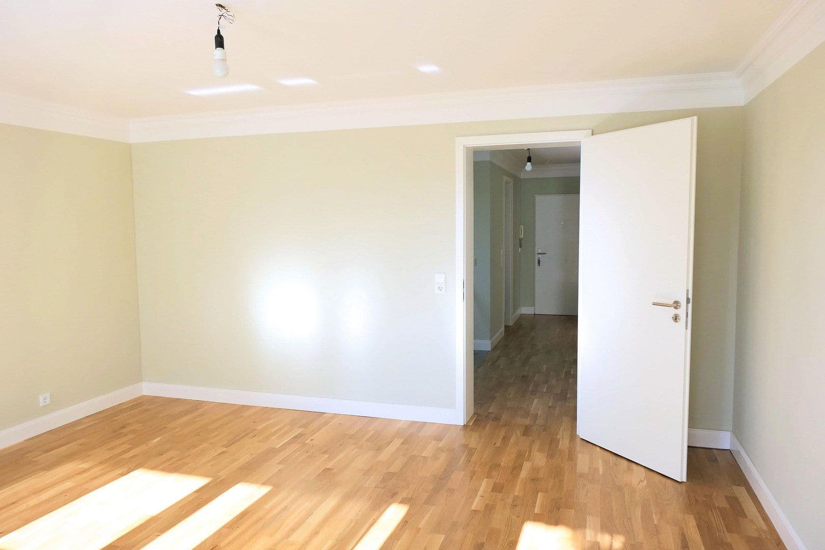 1 bedroom with open-plan kitchen flat for sale, 72 m², Wiesbaden, Hesse 1 bedroom with open-plan kitchen flat for sale, 72 m², Wiesbaden, Hesse