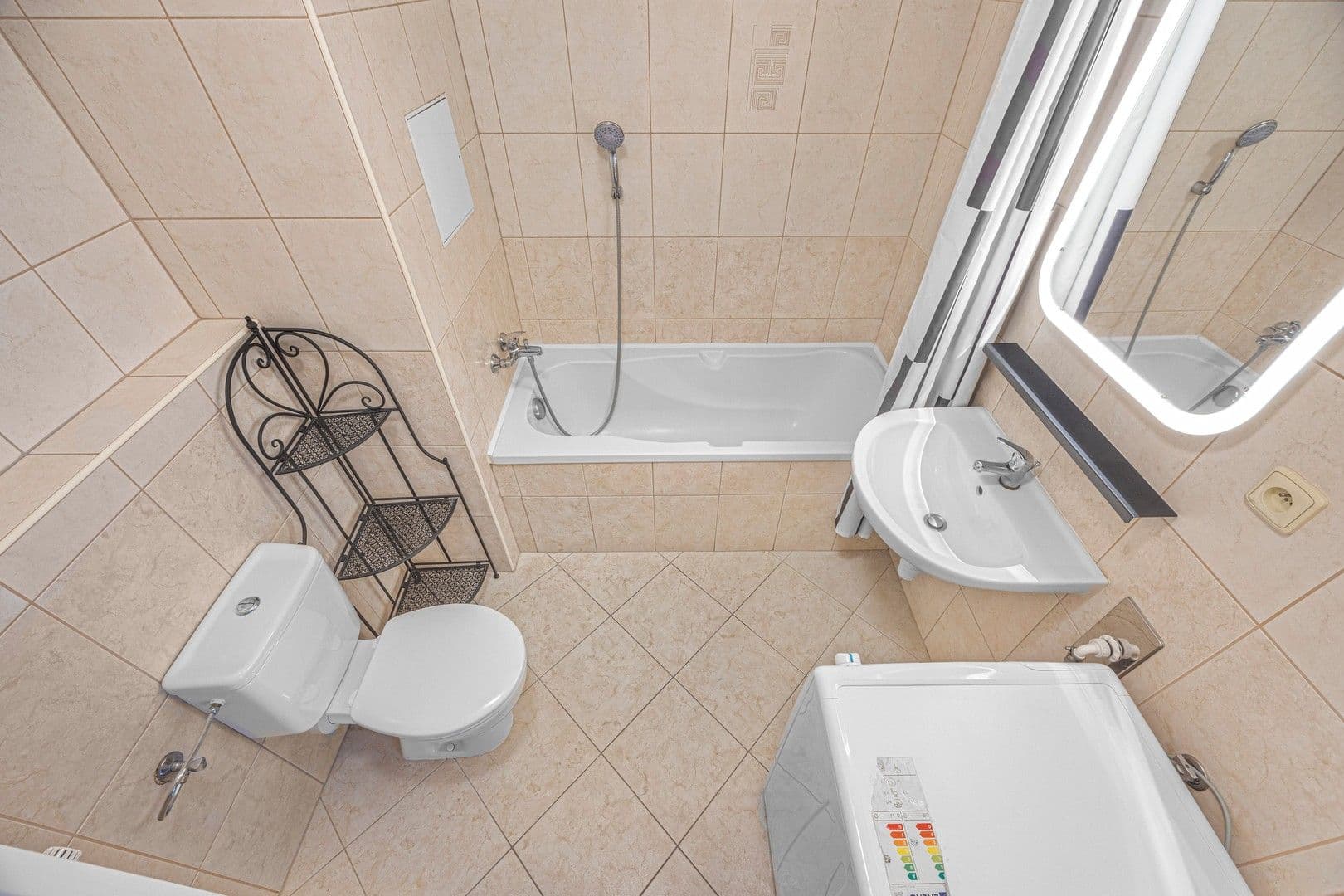Studio flat to rent, 30 m², Plzeňská, Prague, Prague Studio flat to rent, 30 m², Plzeňská, Prague, Prague
