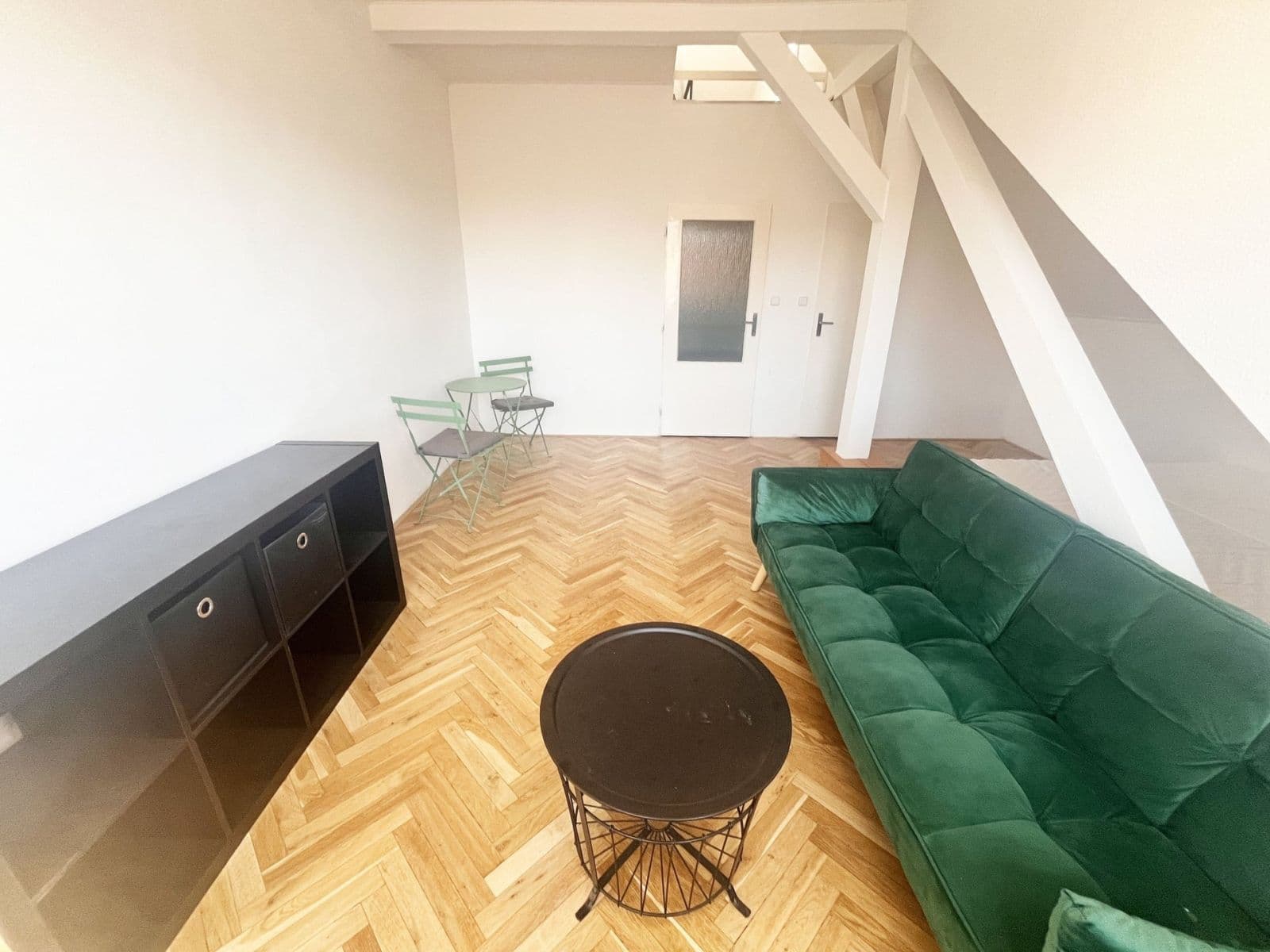 2 bedroom flat to rent, 52 m², Jindřicha Plachty, Prague, Prague 2 bedroom flat to rent, 52 m², Jindřicha Plachty, Prague, Prague