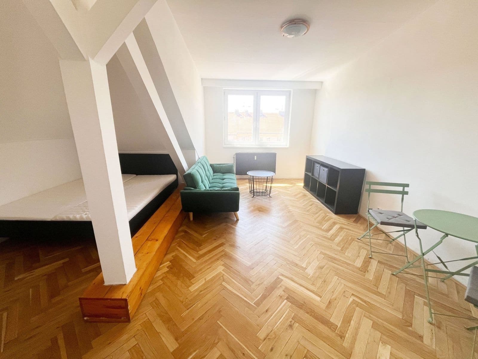 2 bedroom flat to rent, 52 m², Jindřicha Plachty, Prague, Prague 2 bedroom flat to rent, 52 m², Jindřicha Plachty, Prague, Prague