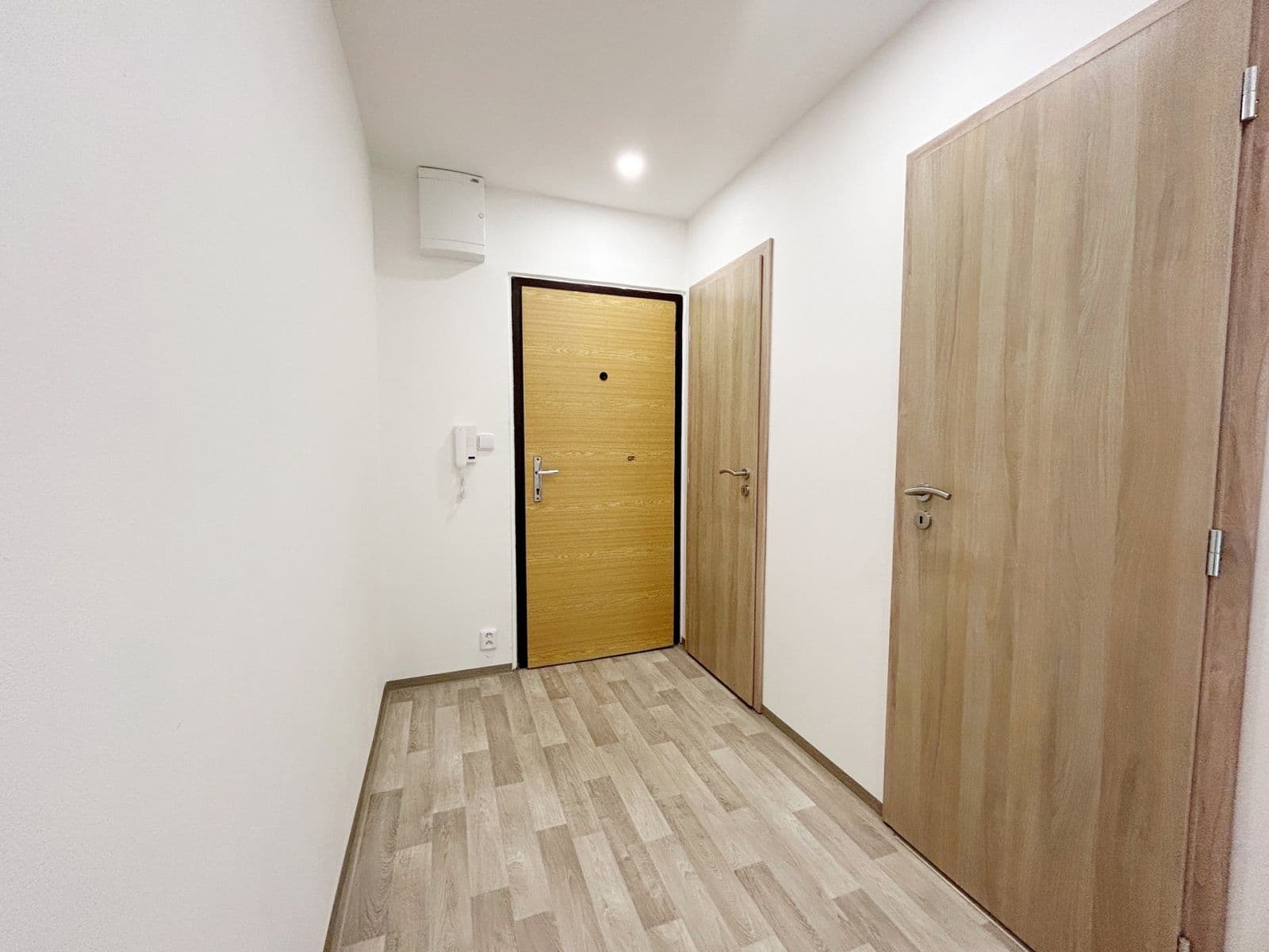 1 bedroom with open-plan kitchen flat to rent, 45 m², Kpt. Stránského, Prague, Prague 1 bedroom with open-plan kitchen flat to rent, 45 m², Kpt. Stránského, Prague, Prague
