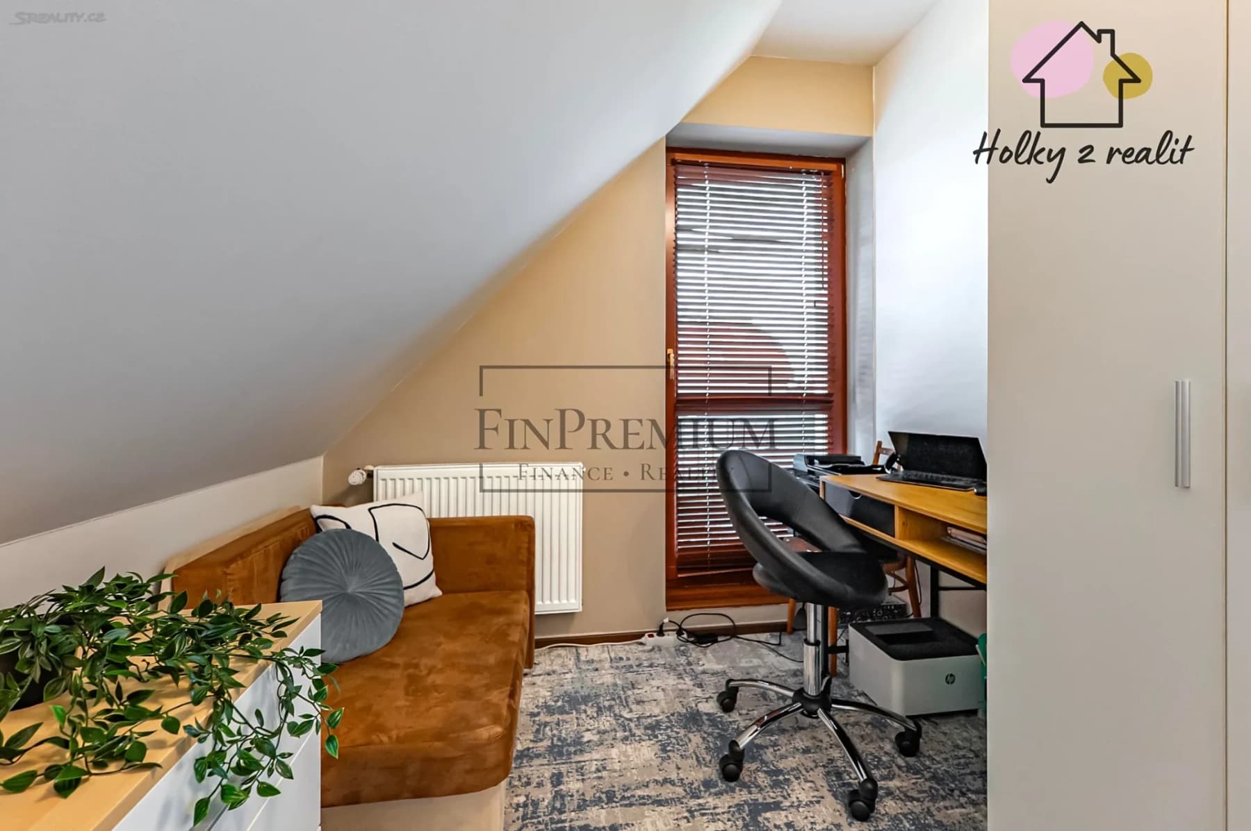 3 bedroom with open-plan kitchen flat for sale, 108 m², Lomená, Jesenice, Středočeský Region 3 bedroom with open-plan kitchen flat for sale, 108 m², Lomená, Jesenice, Středočeský Region
