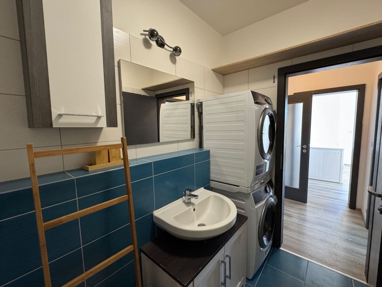 2 bedroom with open-plan kitchen flat to rent, 78 m², Modrého, Prague, Prague 2 bedroom with open-plan kitchen flat to rent, 78 m², Modrého, Prague, Prague