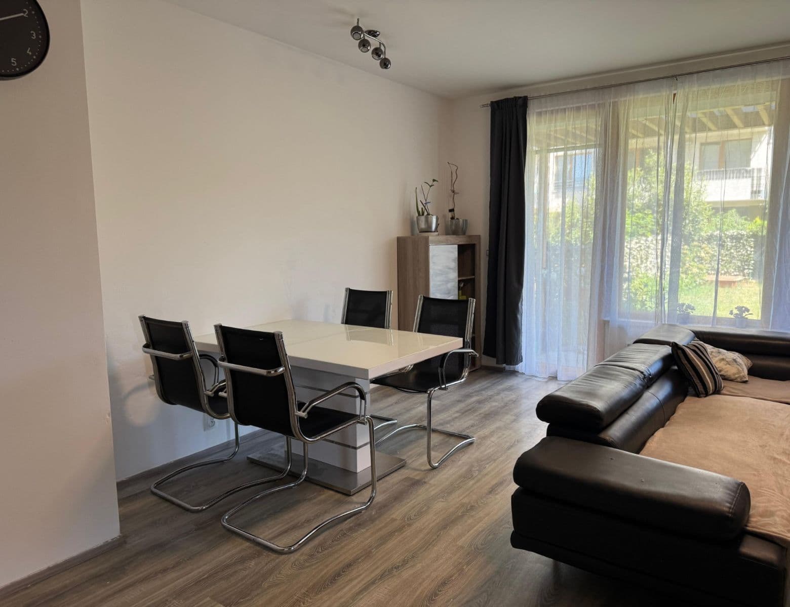 2 bedroom with open-plan kitchen flat to rent, 78 m², Modrého, Prague, Prague 2 bedroom with open-plan kitchen flat to rent, 78 m², Modrého, Prague, Prague