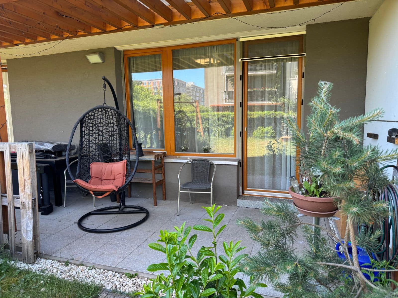 2 bedroom with open-plan kitchen flat to rent, 78 m², Modrého, Prague, Prague 2 bedroom with open-plan kitchen flat to rent, 78 m², Modrého, Prague, Prague