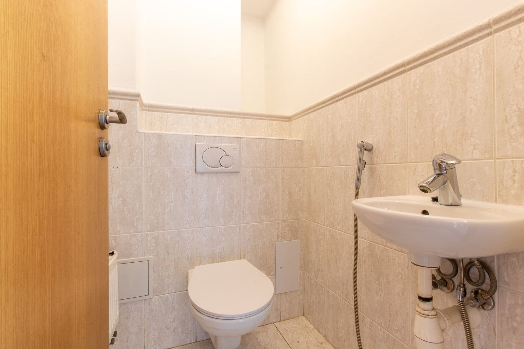 2 bedroom with open-plan kitchen flat to rent, 78 m², Nezamyslova, Prague, Prague 2 bedroom with open-plan kitchen flat to rent, 78 m², Nezamyslova, Prague, Prague