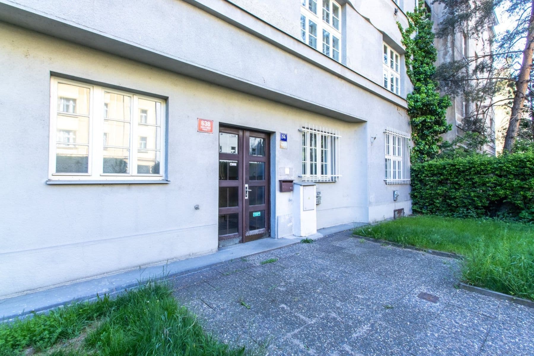 2 bedroom with open-plan kitchen flat to rent, 78 m², Nezamyslova, Prague, Prague 2 bedroom with open-plan kitchen flat to rent, 78 m², Nezamyslova, Prague, Prague