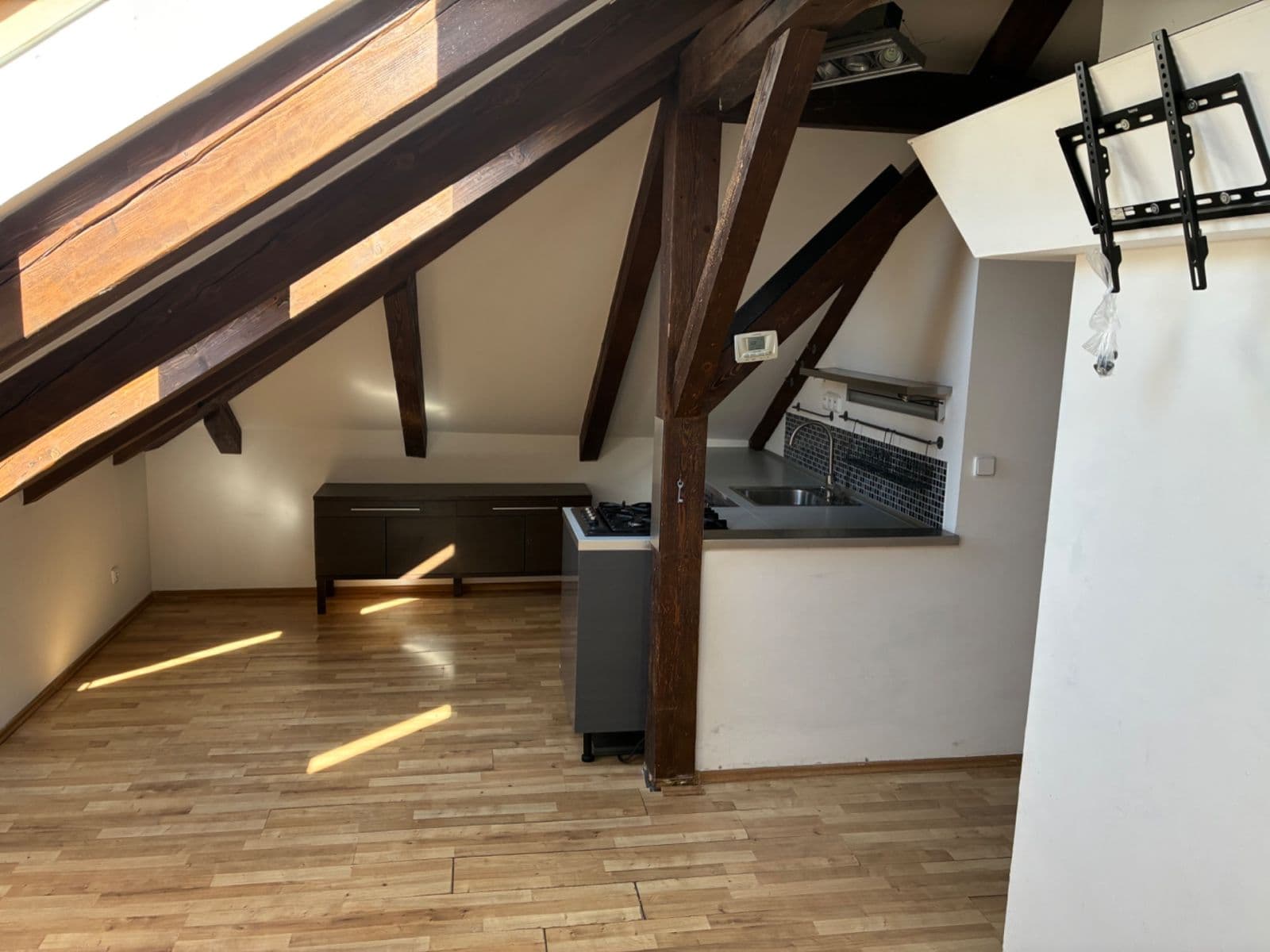 1 bedroom with open-plan kitchen flat to rent, 63 m², Musílkova, Prague, Prague 1 bedroom with open-plan kitchen flat to rent, 63 m², Musílkova, Prague, Prague