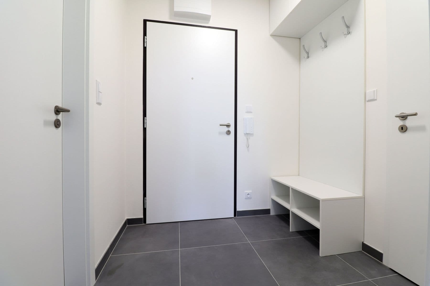 1 bedroom with open-plan kitchen flat to rent, 46 m², Baarové, Prague, Prague 1 bedroom with open-plan kitchen flat to rent, 46 m², Baarové, Prague, Prague
