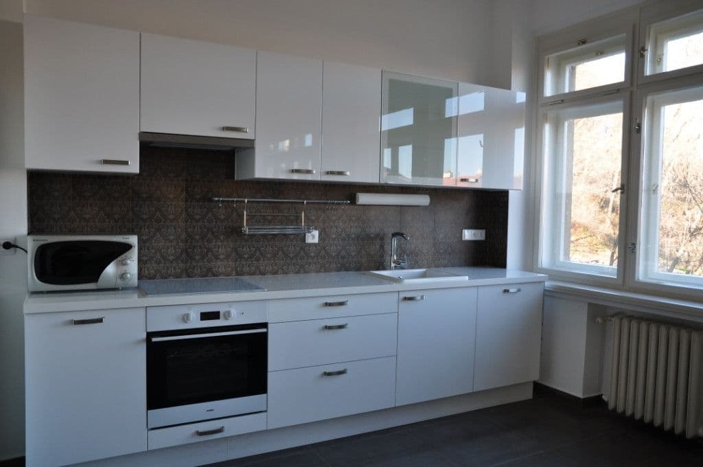 2 bedroom with open-plan kitchen flat to rent, 98 m², Újezd, Prague, Prague 2 bedroom with open-plan kitchen flat to rent, 98 m², Újezd, Prague, Prague