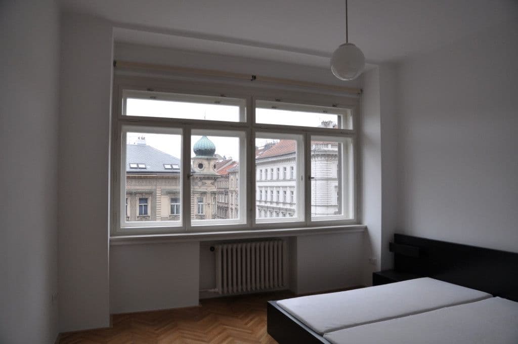 2 bedroom with open-plan kitchen flat to rent, 98 m², Újezd, Prague, Prague 2 bedroom with open-plan kitchen flat to rent, 98 m², Újezd, Prague, Prague