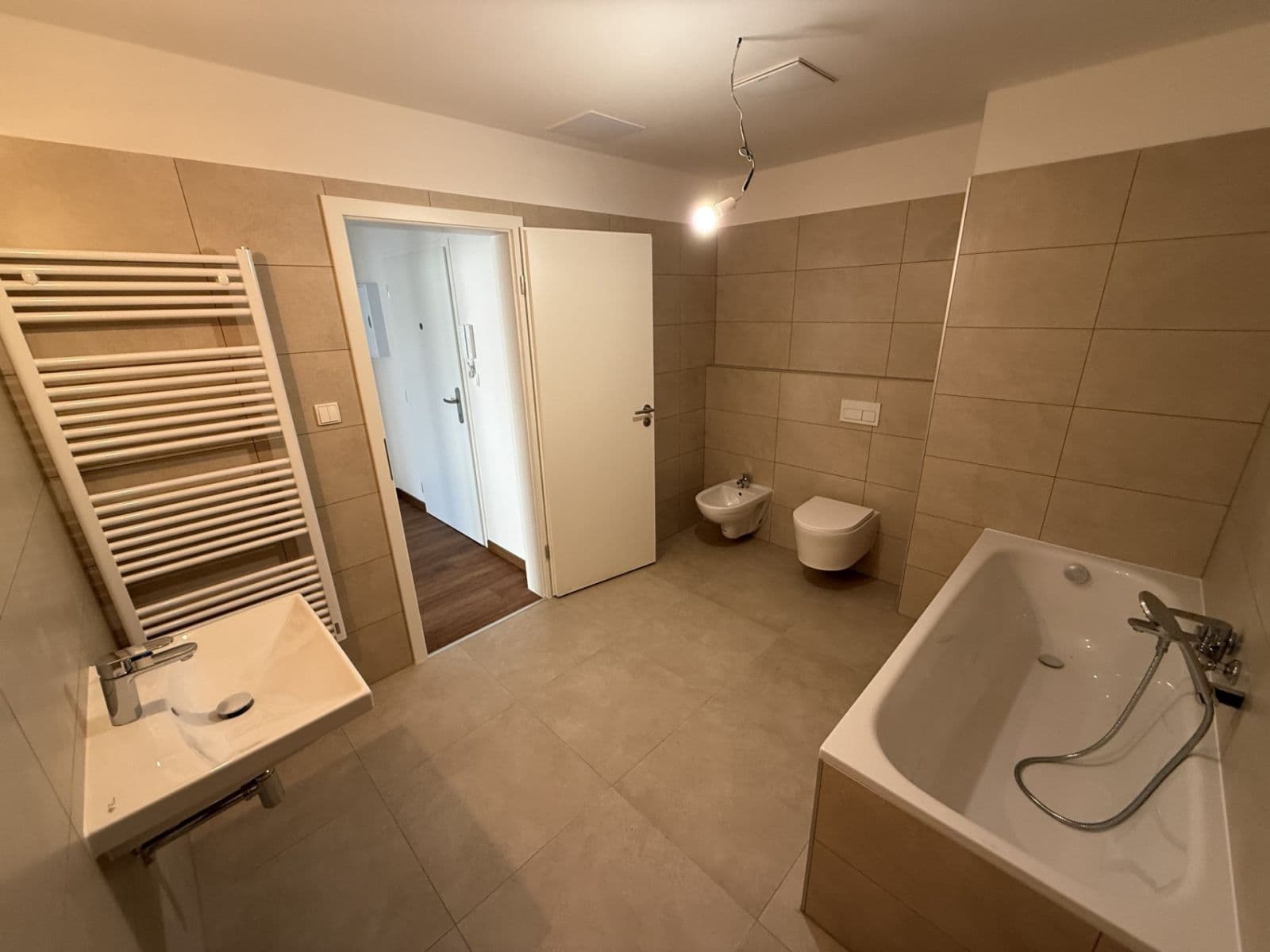 Studio flat to rent, 33 m², Kounická, Český Brod, Středočeský Region Studio flat to rent, 33 m², Kounická, Český Brod, Středočeský Region