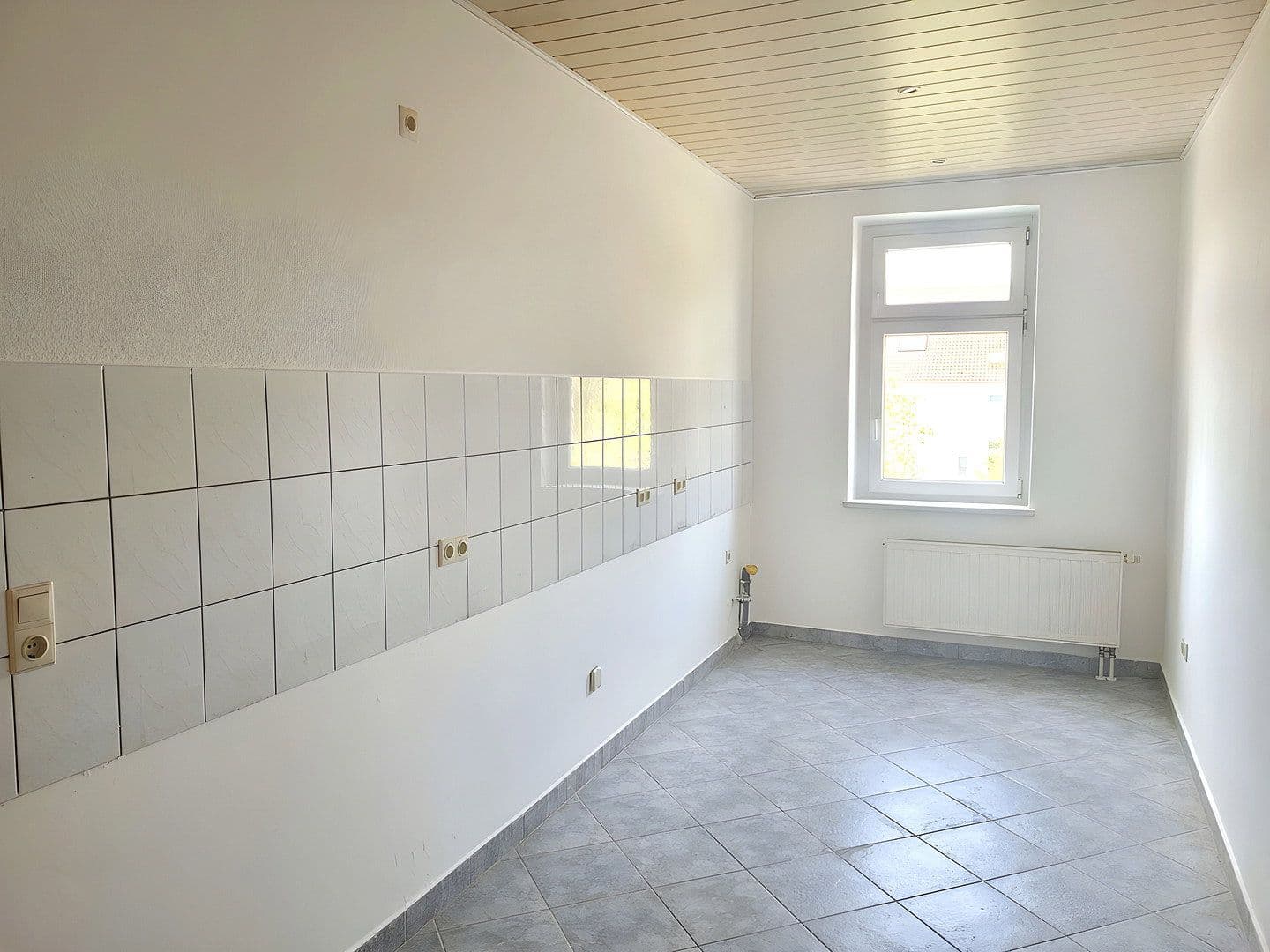 4 bedroom flat to rent, 115 m², Dieskaustraße 224, Leipzig, Saxony 4 bedroom flat to rent, 115 m², Dieskaustraße 224, Leipzig, Saxony