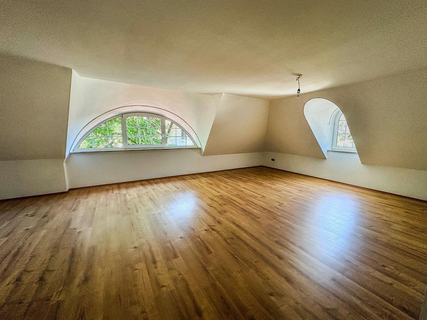 3 bedroom flat to rent, 120 m², Zirndorf, Bavaria 3 bedroom flat to rent, 120 m², Zirndorf, Bavaria