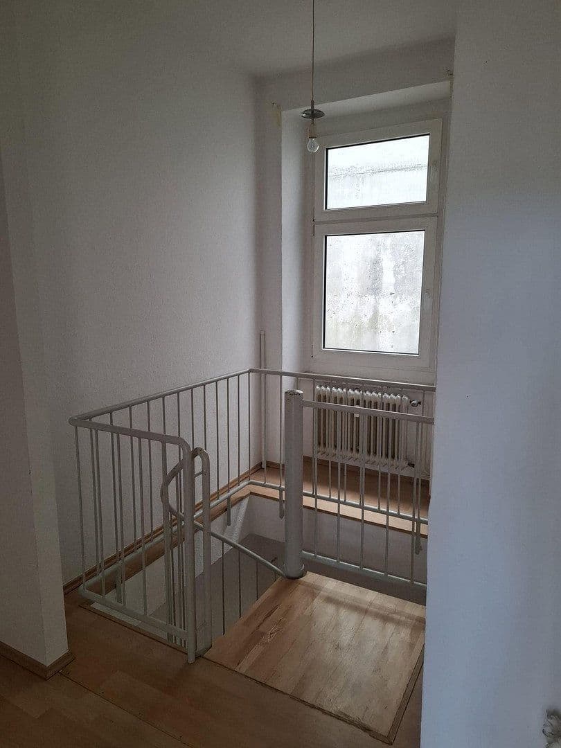 1 bedroom with open-plan kitchen flat to rent, 70 m², Plateniustr. 18, Wuppertal, North Rhine-Westphalia 1 bedroom with open-plan kitchen flat to rent, 70 m², Plateniustr. 18, Wuppertal, North Rhine-Westphalia