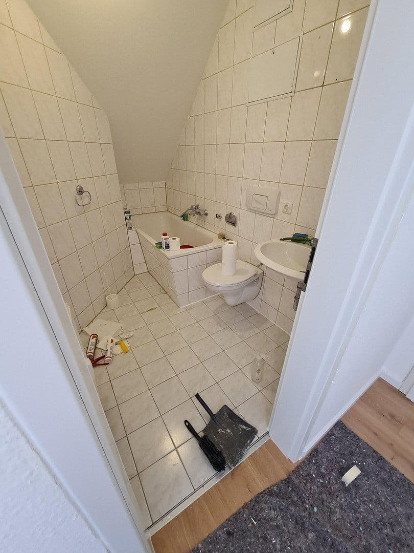 2 bedroom flat to rent, 45 m², Breite Straße 2, Hohenstein-Ernstthal, Saxony 2 bedroom flat to rent, 45 m², Breite Straße 2, Hohenstein-Ernstthal, Saxony