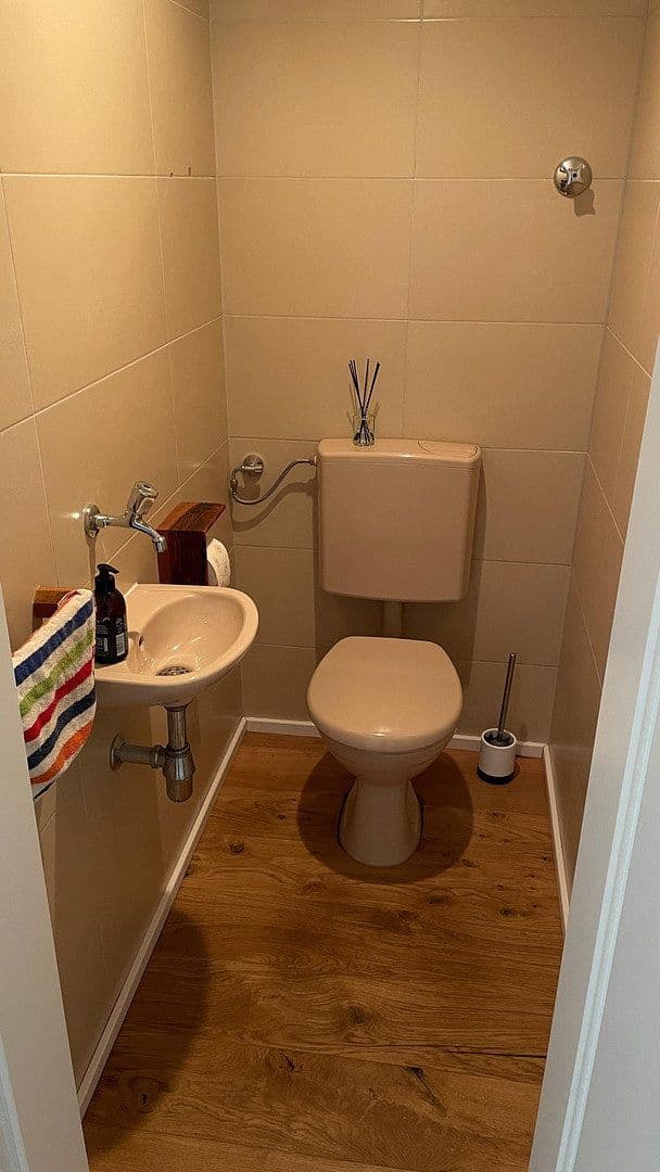 4 bedroom flat for sale, 105 m², Stuttgart-Riedenberg, Baden-Württemberg 4 bedroom flat for sale, 105 m², Stuttgart-Riedenberg, Baden-Württemberg