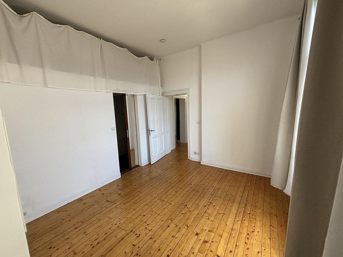 3 bedroom with open-plan kitchen flat to rent, 140 m², Bismarckstr. 94, Aachen, North Rhine-Westphalia 3 bedroom with open-plan kitchen flat to rent, 140 m², Bismarckstr. 94, Aachen, North Rhine-Westphalia