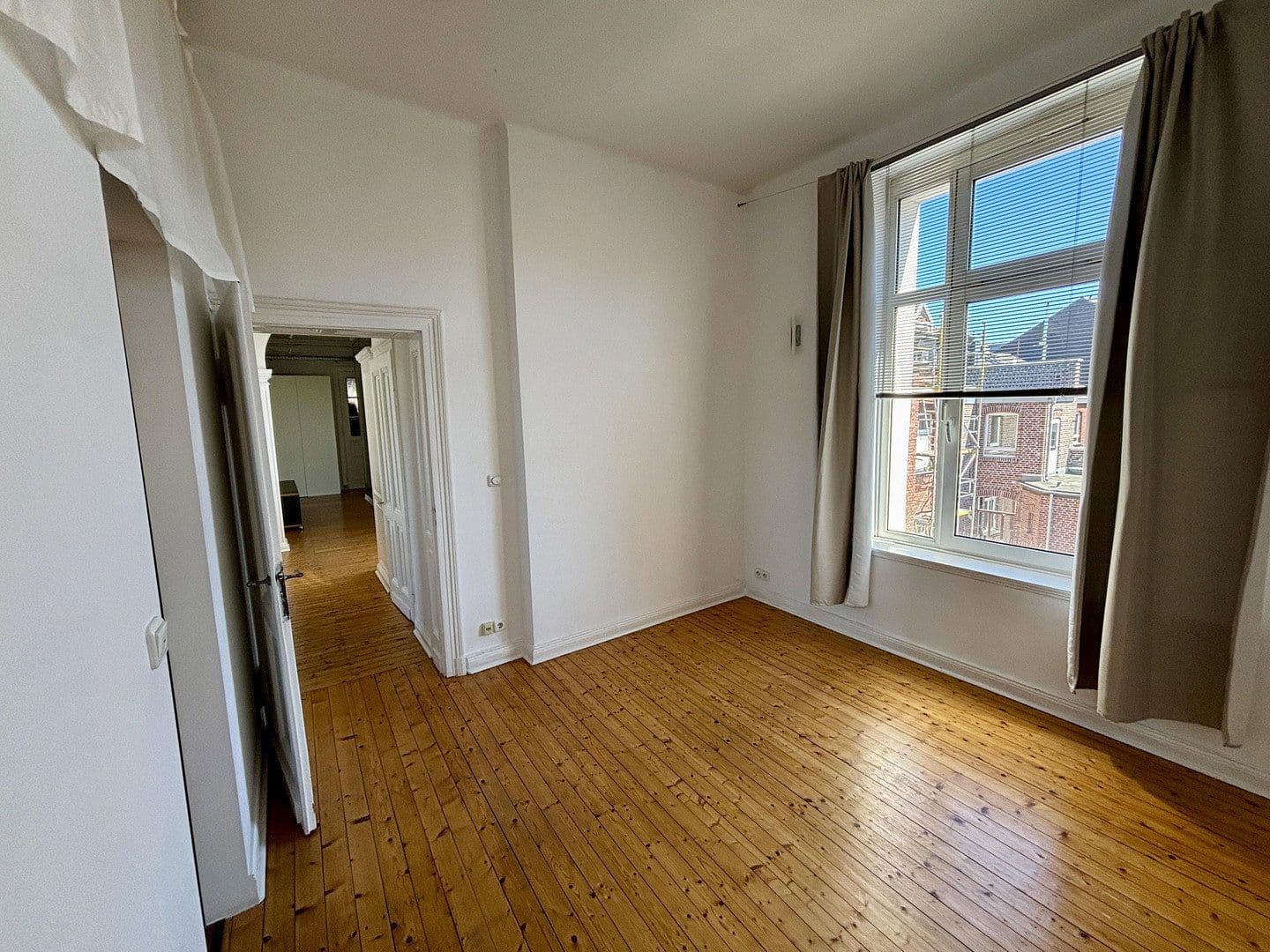 3 bedroom with open-plan kitchen flat to rent, 140 m², Bismarckstr. 94, Aachen, North Rhine-Westphalia 3 bedroom with open-plan kitchen flat to rent, 140 m², Bismarckstr. 94, Aachen, North Rhine-Westphalia