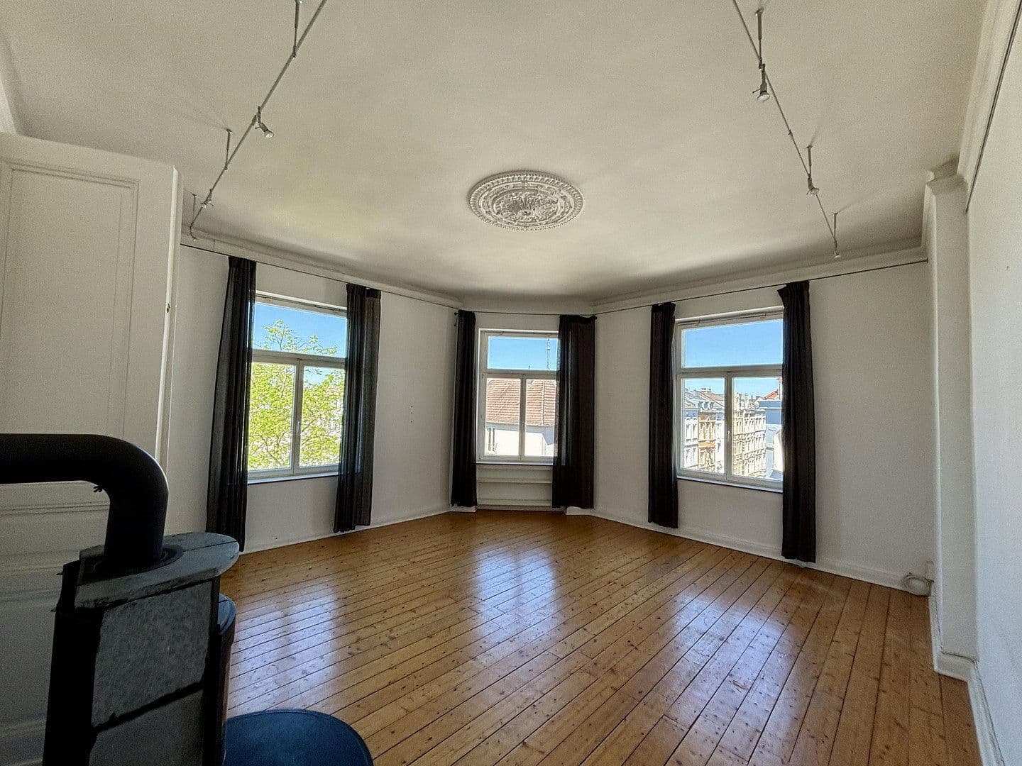 3 bedroom with open-plan kitchen flat to rent, 140 m², Bismarckstr. 94, Aachen, North Rhine-Westphalia 3 bedroom with open-plan kitchen flat to rent, 140 m², Bismarckstr. 94, Aachen, North Rhine-Westphalia
