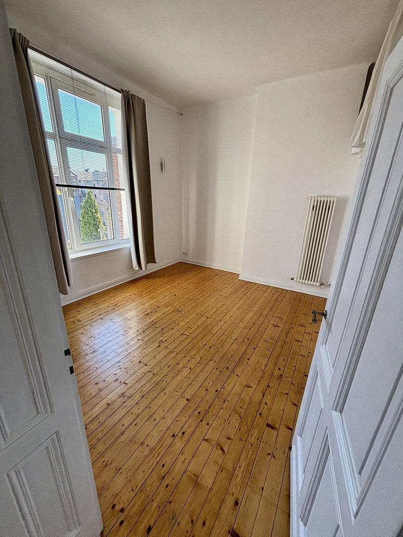 3 bedroom with open-plan kitchen flat to rent, 140 m², Bismarckstr. 94, Aachen, North Rhine-Westphalia 3 bedroom with open-plan kitchen flat to rent, 140 m², Bismarckstr. 94, Aachen, North Rhine-Westphalia