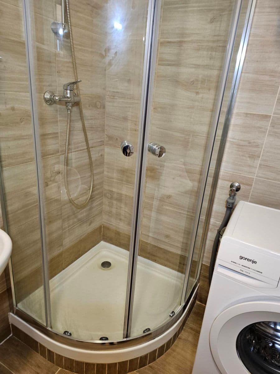 1 bedroom with open-plan kitchen flat to rent, 32 m², Charbulova, Brno, Jihomoravský Region 1 bedroom with open-plan kitchen flat to rent, 32 m², Charbulova, Brno, Jihomoravský Region