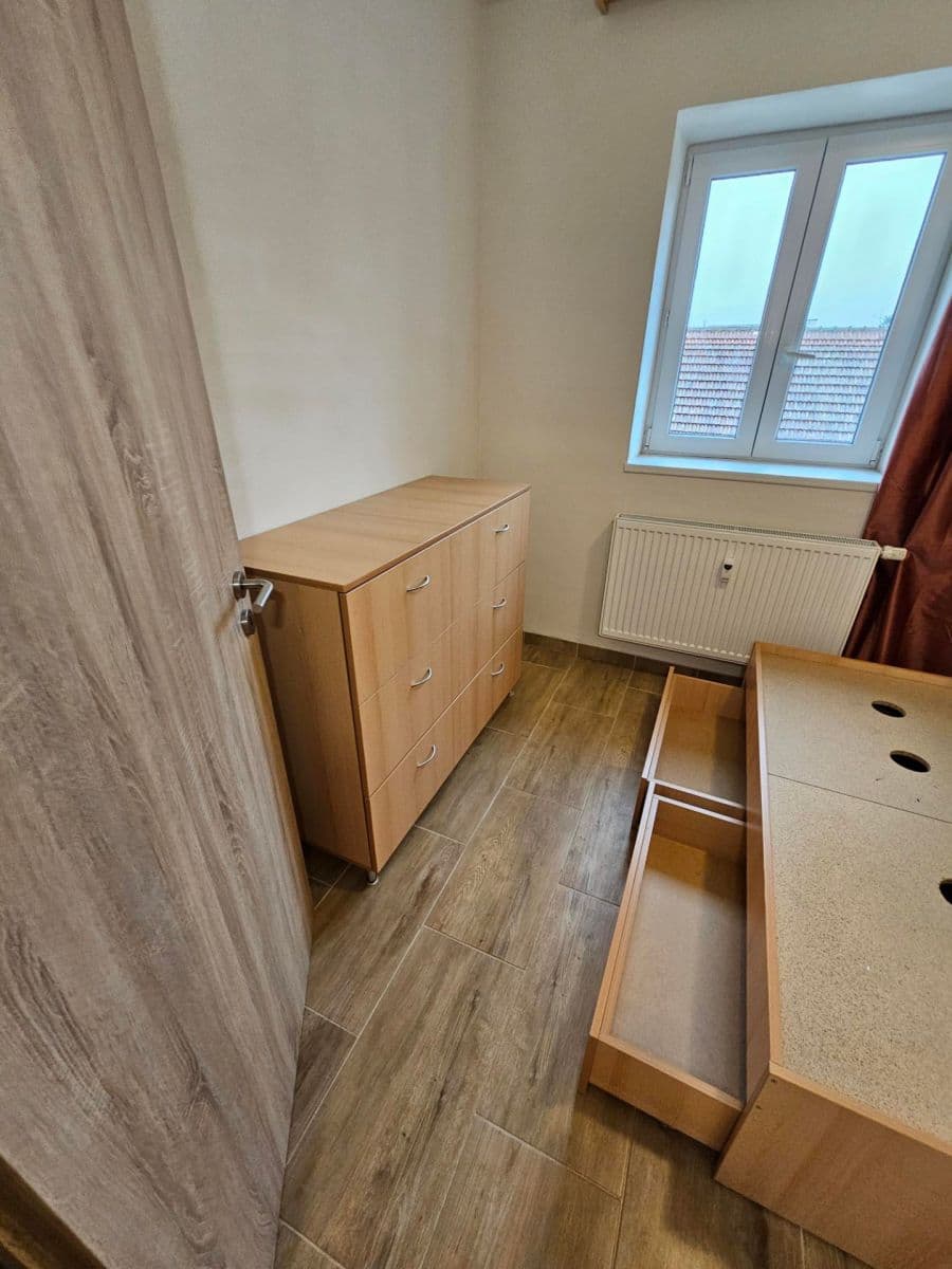 1 bedroom with open-plan kitchen flat to rent, 32 m², Charbulova, Brno, Jihomoravský Region 1 bedroom with open-plan kitchen flat to rent, 32 m², Charbulova, Brno, Jihomoravský Region