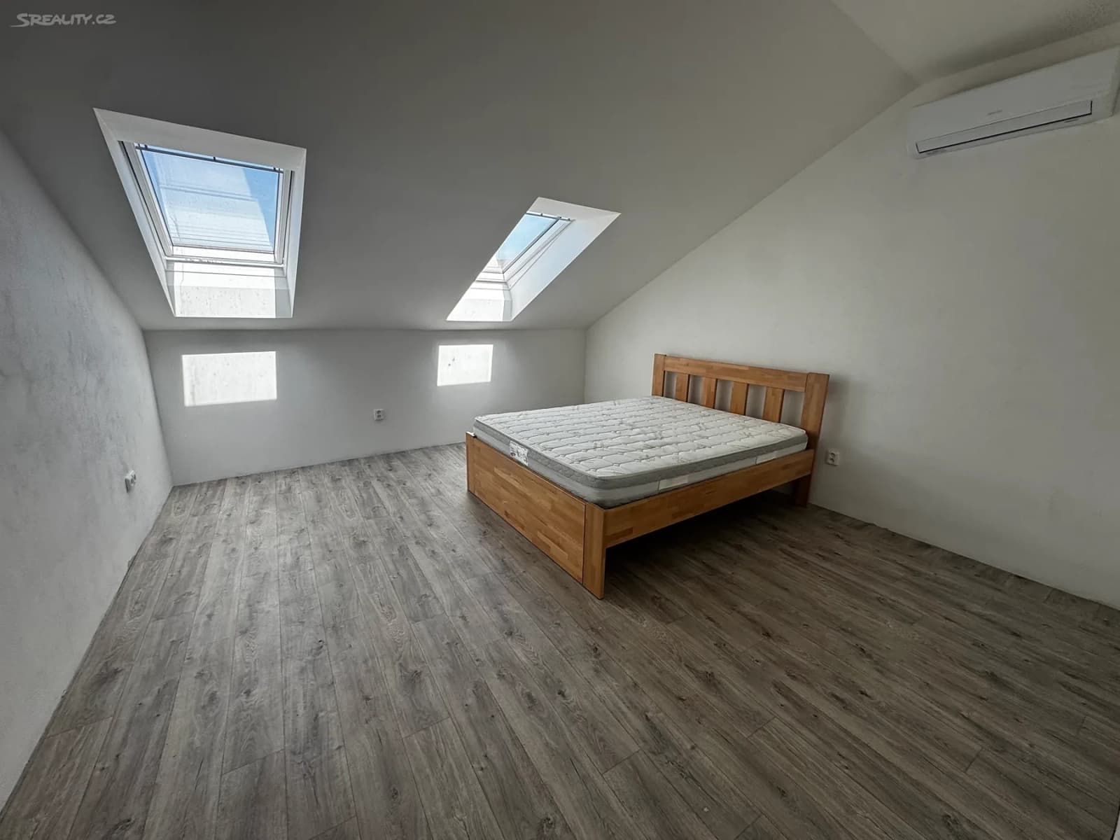 1 bedroom with open-plan kitchen flat to rent, 53 m², Těšany, Jihomoravský Region 1 bedroom with open-plan kitchen flat to rent, 53 m², Těšany, Jihomoravský Region