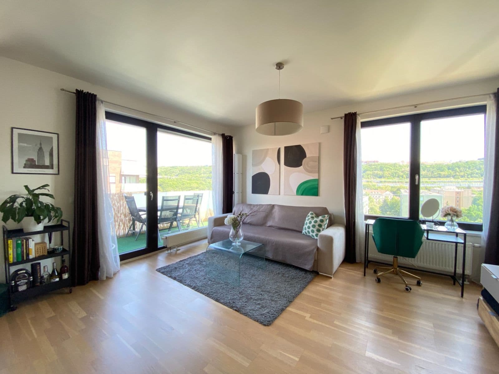 1 bedroom with open-plan kitchen flat to rent, 61 m², Nekvasilova, Prague, Prague 1 bedroom with open-plan kitchen flat to rent, 61 m², Nekvasilova, Prague, Prague
